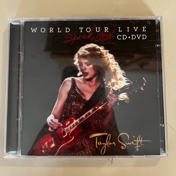Taylor Swift Other - Taylor Swift Speak Now World Tour CD/DVD